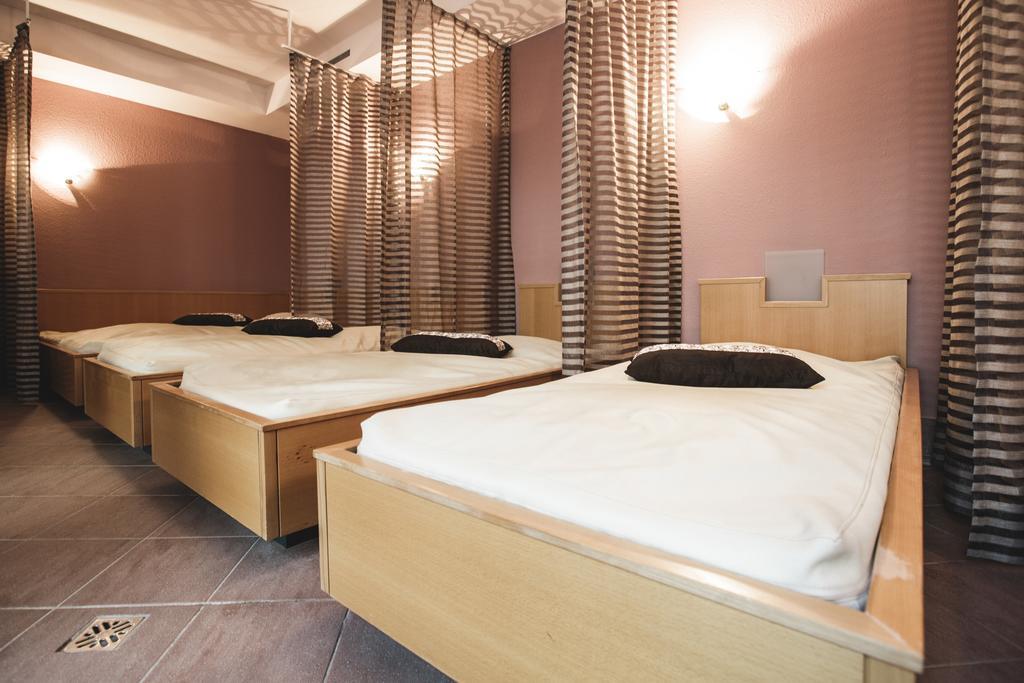 Hotel Vier Jahreszeiten Sankt Leonhard im Pitztal Extérieur photo