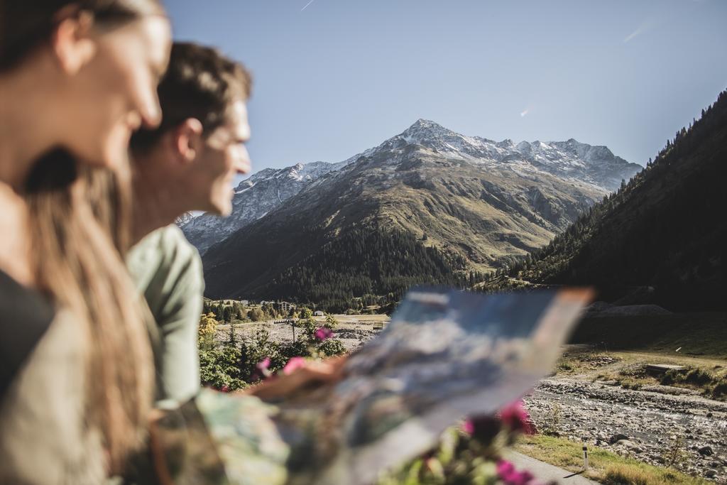 Hotel Vier Jahreszeiten Sankt Leonhard im Pitztal Extérieur photo