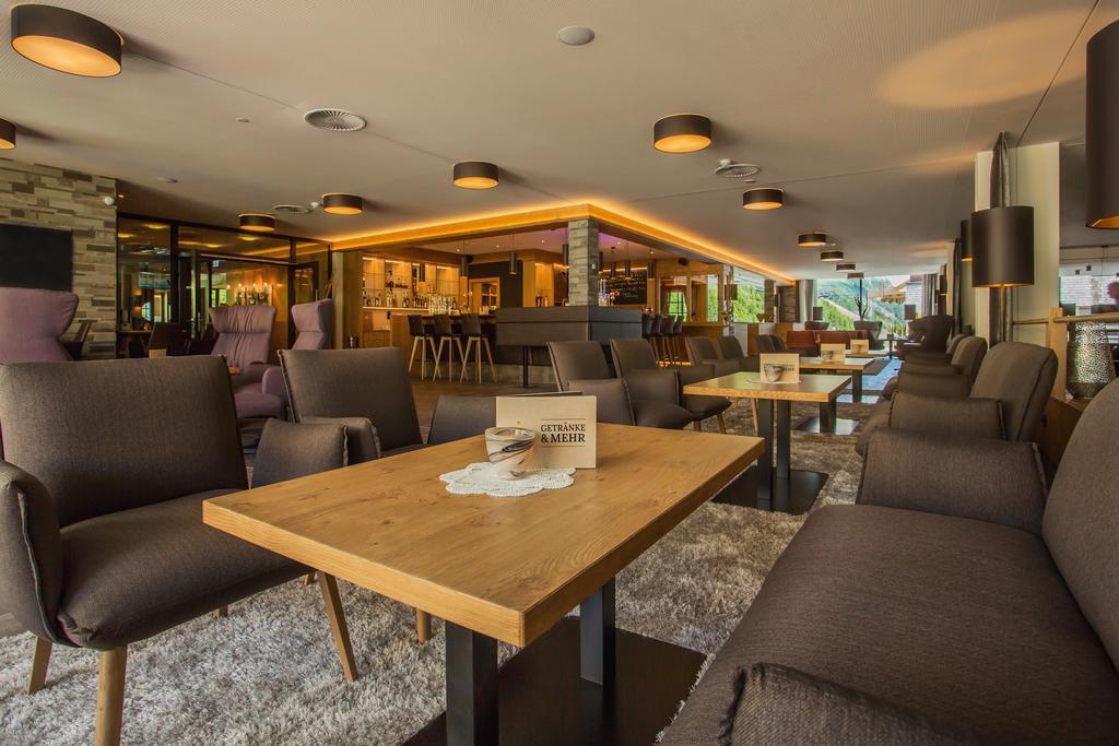 Hotel Vier Jahreszeiten Sankt Leonhard im Pitztal Extérieur photo