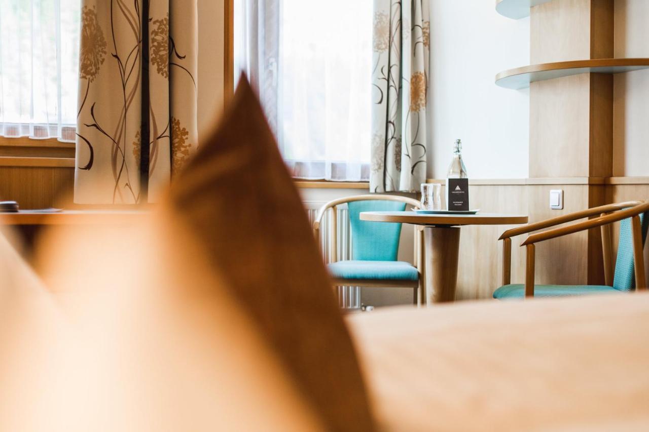 Hotel Vier Jahreszeiten Sankt Leonhard im Pitztal Extérieur photo
