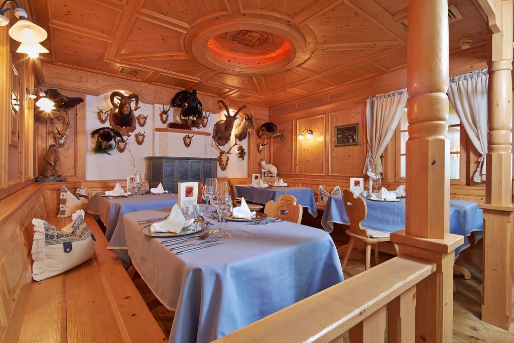 Hotel Vier Jahreszeiten Sankt Leonhard im Pitztal Extérieur photo