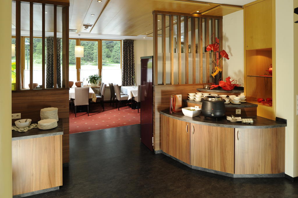 Hotel Vier Jahreszeiten Sankt Leonhard im Pitztal Extérieur photo
